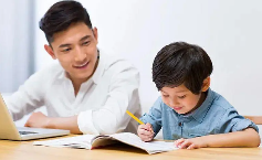 中小学“新课标”背景下教学论文